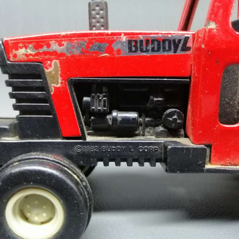 Large Original 1982 Tin and Hard Plastic Buddy L Corp Tractor!!!