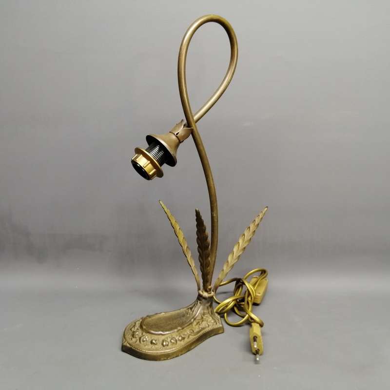 Original Highly Decorative Cast Brass Flower Lamp!!!