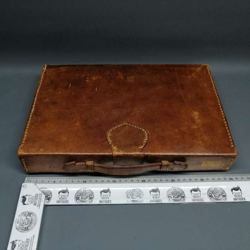 RARE!!! Antique (c1920)Leather Cased Bone Hand Finished Mahjong Board Game - Complete!!!