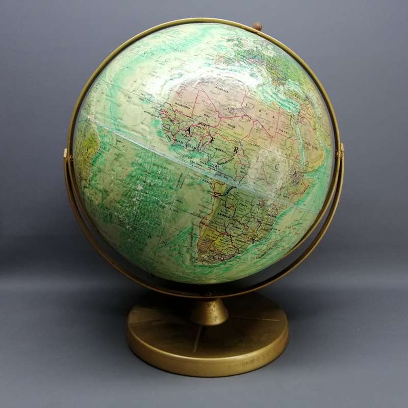 Large Vintage USA Made 46cm (18 inch) World Ocean Globe on Metal Stand!!!