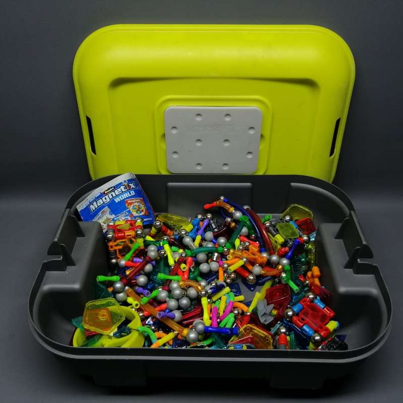 Large Original Boxed Magnetix World Building Block Collection!!!