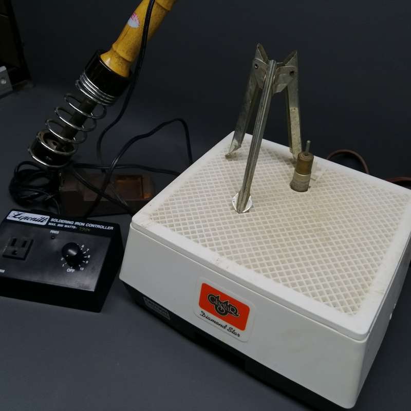 Complete Stained Glass Tool Kit!!! Includes Flatbed Glass Grinder, Soldering Iron and Controller!!!