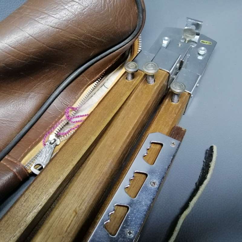 RARE!!! Vintage Wood and Metal Artist Easel With Carry Bag!!!