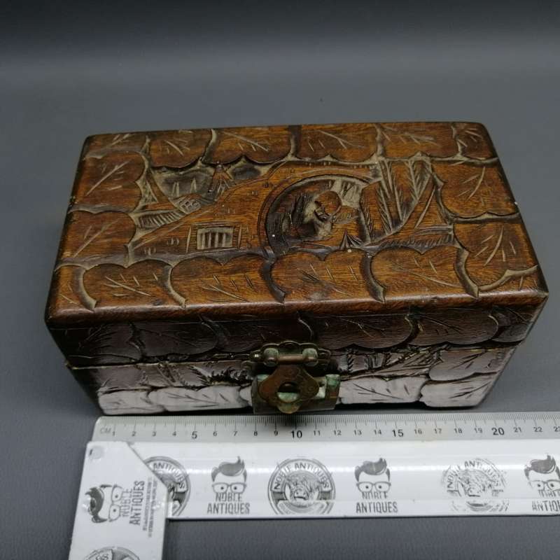 Antique Oriental Keep Sake Box and Brass Lock - No Key!!!