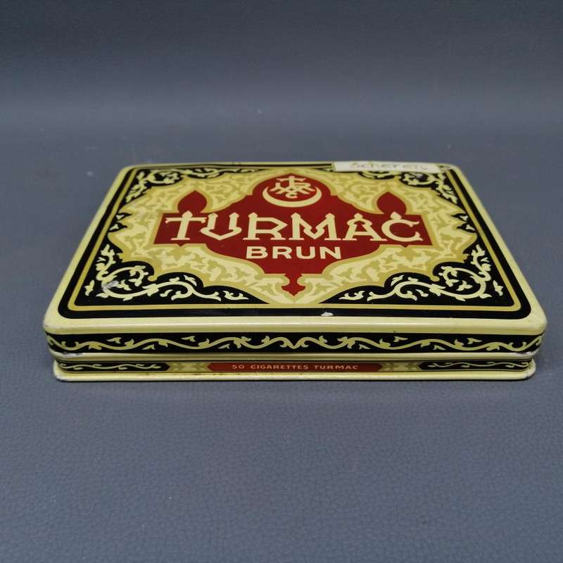 Highly Decorative Vintage Lithographed Turkish Cigarette Tin!!!