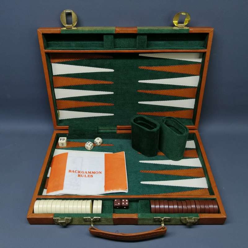 RARE!!! Large Velvet and Feaux Leather Carry Cased Backgammon Set!!!
