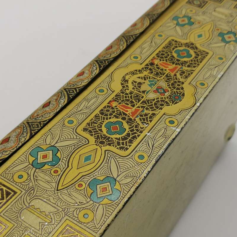 RARE!!! 1900's Royal Lithographed Chocolate Tin Container!!!