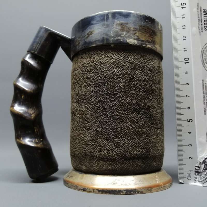 Vintage Silverplate, Horn and Hyde Tankard!!!