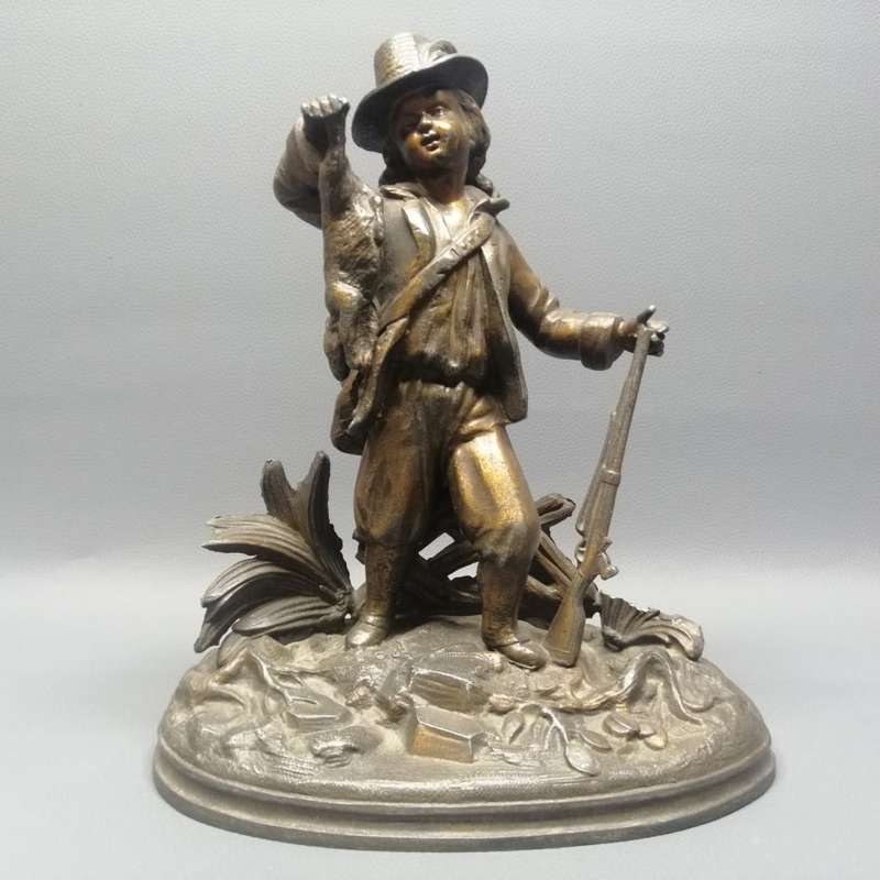 Detailed Vintage Cast Metal Hunter Statue and Base!!!