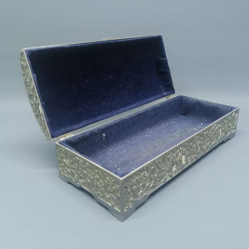 Highly Decorative Large Rectangular Treasure Chest Styled Jewelry Box!!!!