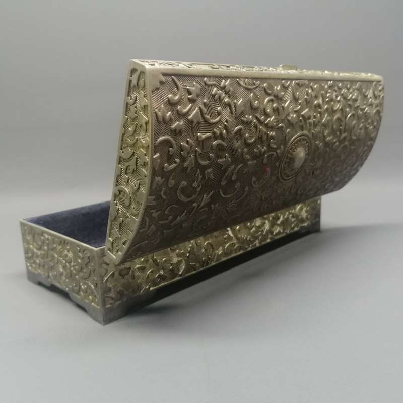 Highly Decorative Large Rectangular Treasure Chest Styled Jewelry Box!!!!