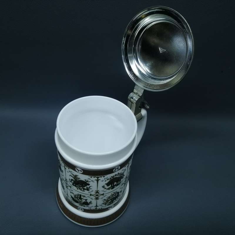 RARE!!!! Detailed Milk Glass German BMF Bierseidel Beer Stein!!!