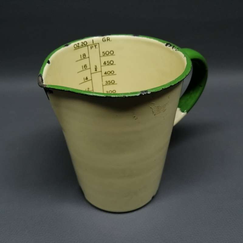 Vintage Heavy Yellow and Green Trim Enamel Measuring Jug!!!!