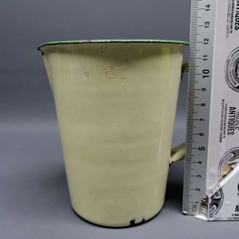 Vintage Heavy Yellow and Green Trim Enamel Measuring Jug!!!!