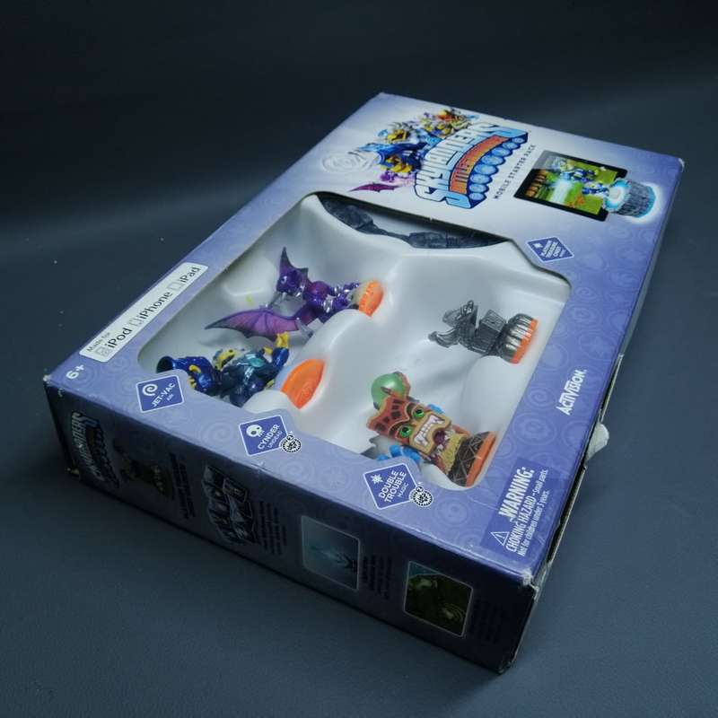 Original Boxed Activision Skylanders Battlegrounds Mobile Starter Pack!!!!