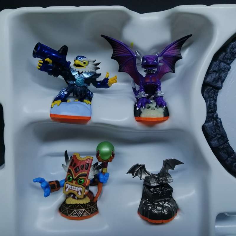 Original Boxed Activision Skylanders Battlegrounds Mobile Starter Pack!!!!