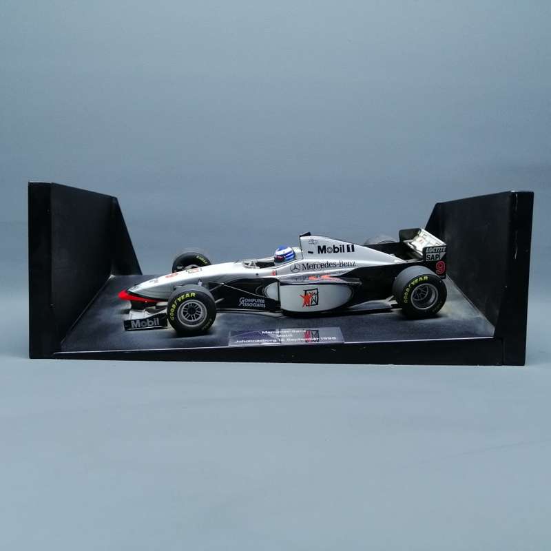 Highly Detailed Paul's Model Art F1 Mclaren Mercedes Mika Hakkinen 1998 World Champion Scale 1:18