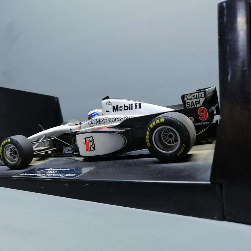 Highly Detailed Paul's Model Art F1 Mclaren Mercedes Mika Hakkinen 1998 World Champion Scale 1:18