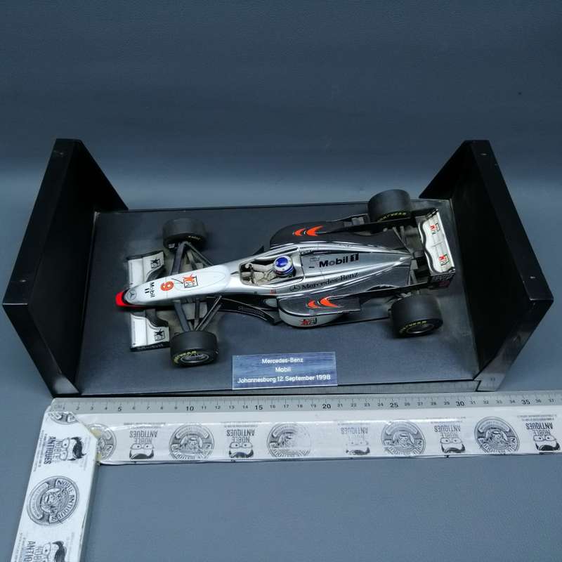 Highly Detailed Paul's Model Art F1 Mclaren Mercedes Mika Hakkinen 1998 World Champion Scale 1:18