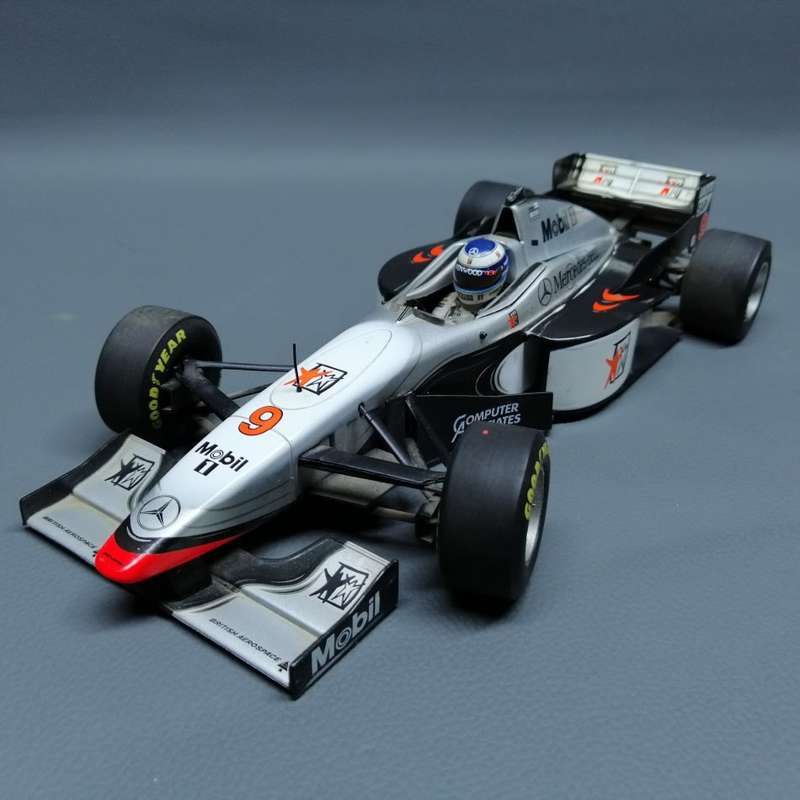 Highly Detailed Paul's Model Art F1 Mclaren Mercedes Mika Hakkinen 1998 World Champion Scale 1:18