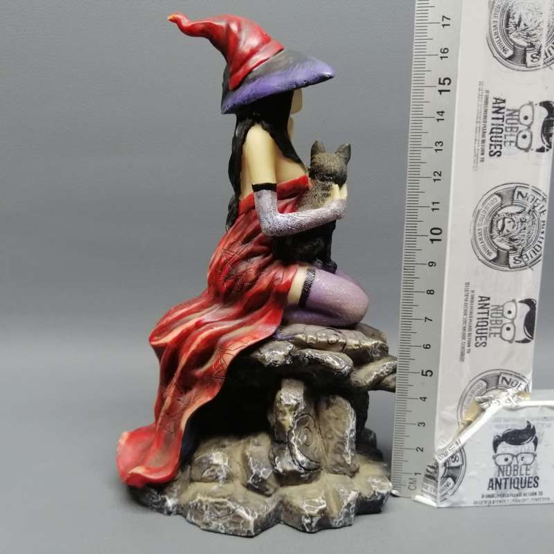Highly Detailed Hand Painted Seated Witch and Cat Figurine!!!