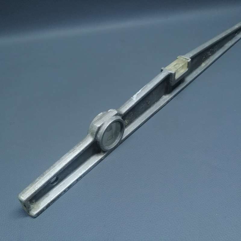 Original Antichoc Cast Metal Level!!!