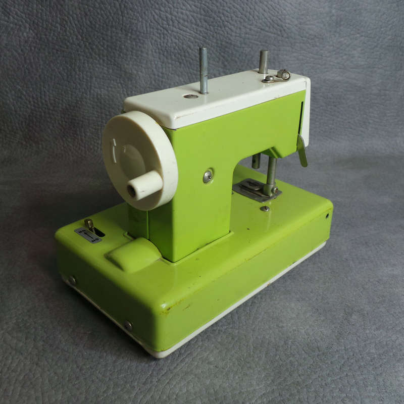 RARE!!! Original 1060's Japanese Tintoy Battery Operated Kids Sewing Machine!!!