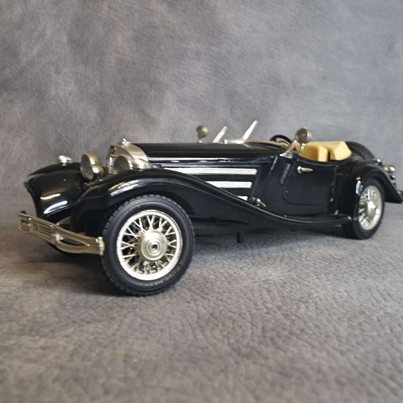 Detailed Scale 1:20 Die Cast Metal 1936 Mercedes Benz 500K Roadster!!!