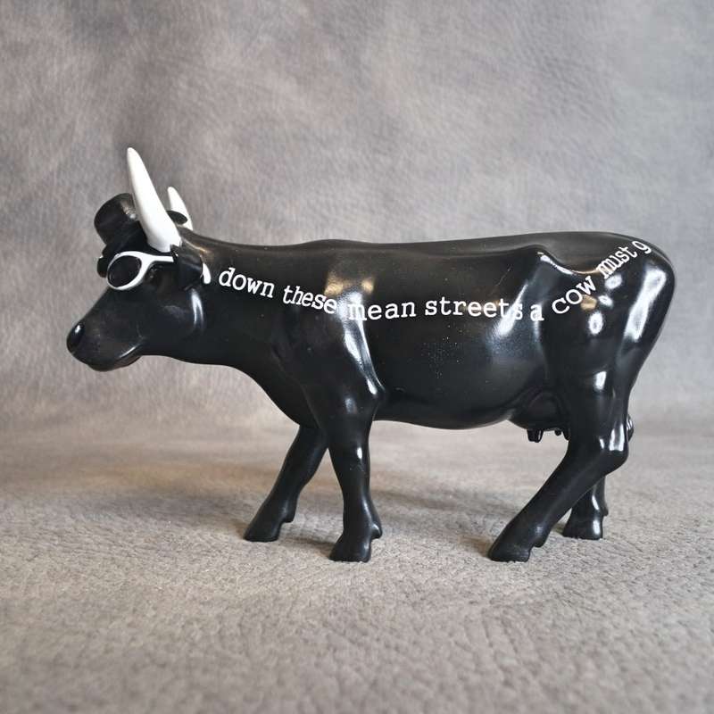 Super Cool!!! Original Cowparade Cow Noir Cow Figurine!!!