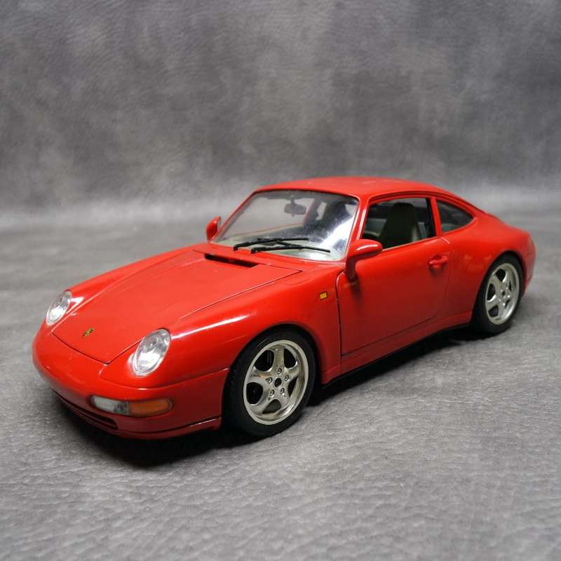 Detailed Scale 1:18 Die Cast Metal Porsche Carrera 911 (1993) !!!