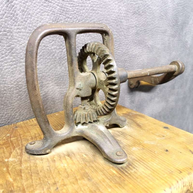 Massive 4L Cast Iron and Wood Churn!!!