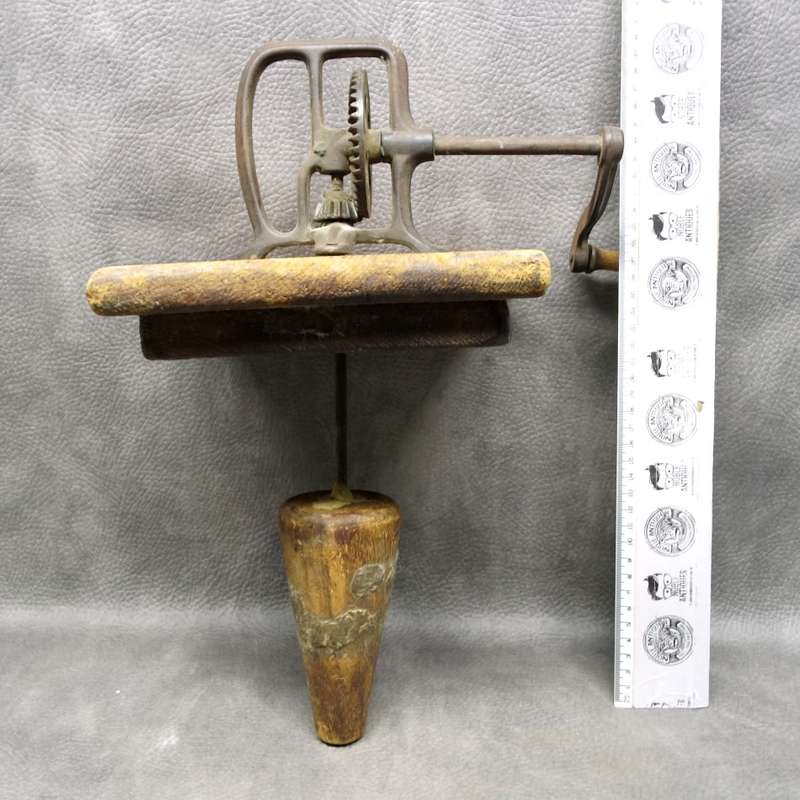 Massive 4L Cast Iron and Wood Churn!!!