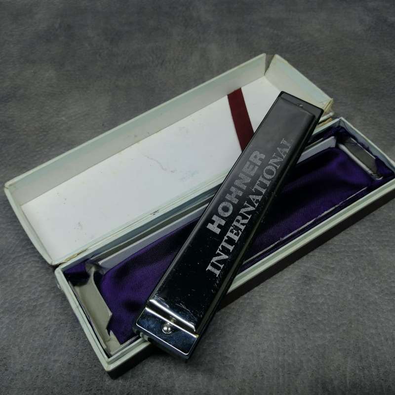 Fantastic!!! Large Vintage Boxed Hohner International Big Valley Harmonica!!!
