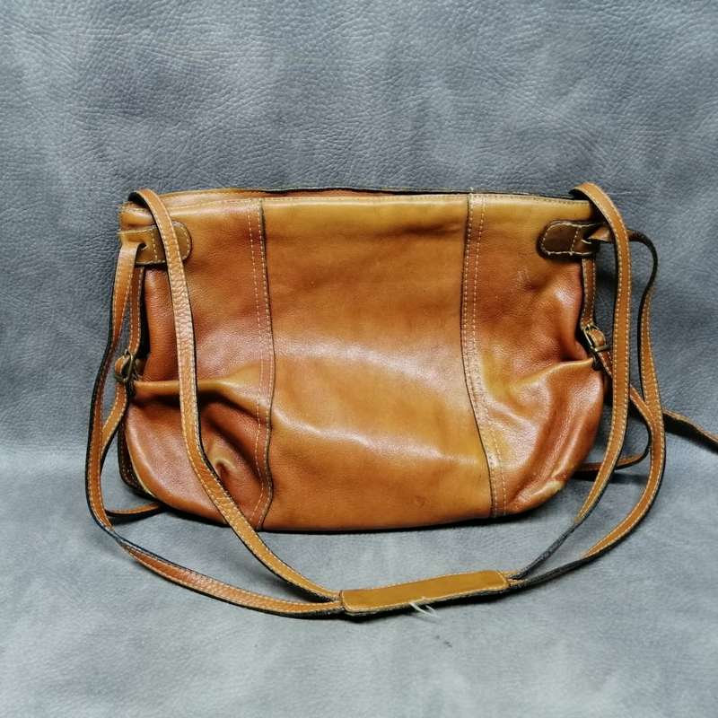 Fantastic!!! Ladies Genuine Leather Shoulder Sling and Hand Bag!!!
