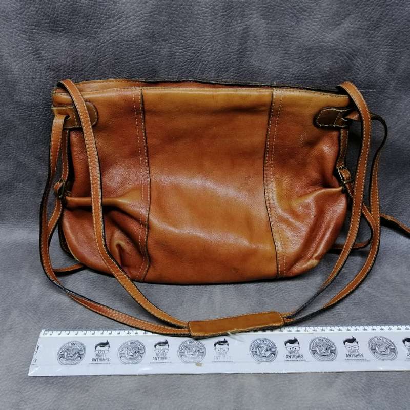 Fantastic!!! Ladies Genuine Leather Shoulder Sling and Hand Bag!!!