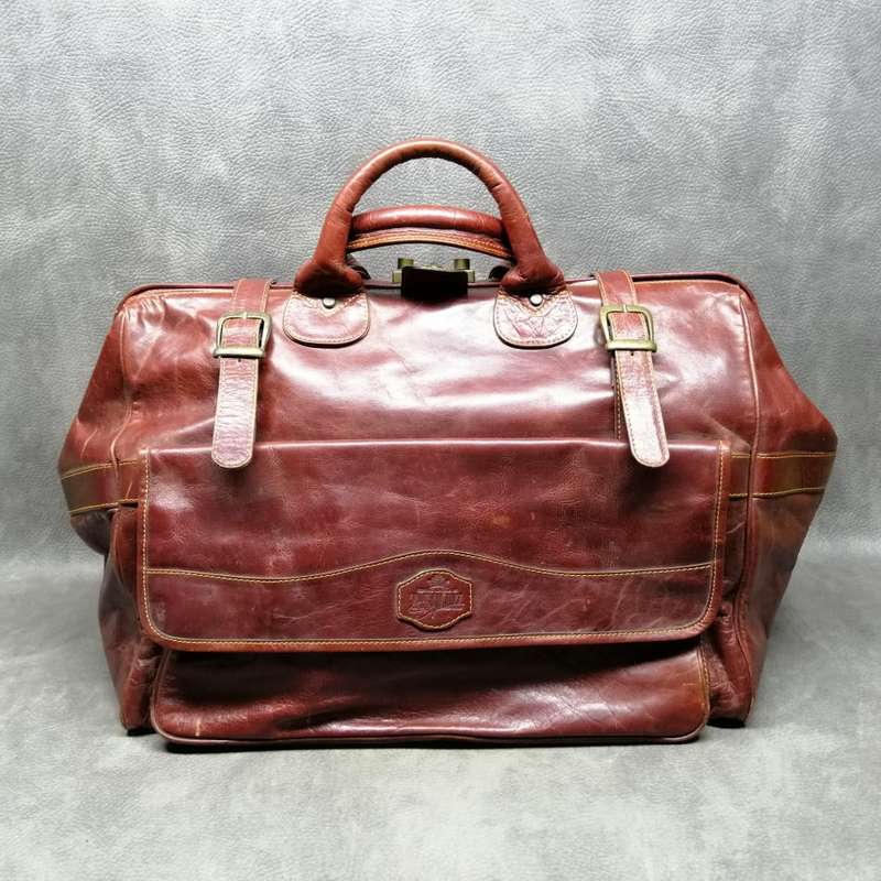 FANTASTIC!!! Large Genuine Leather Flip Top Travel Suitcase!!! 500mm x 200mm x 330mm