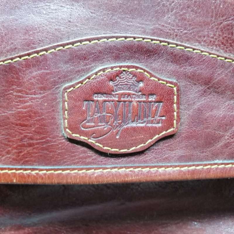 FANTASTIC!!! Large Genuine Leather Flip Top Travel Suitcase!!! 500mm x 200mm x 330mm