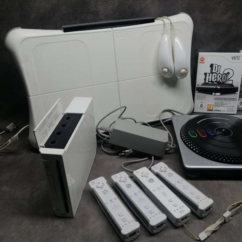 MASSIVE Nintendo Wii Combo!! Bid For All!!! Working!!!