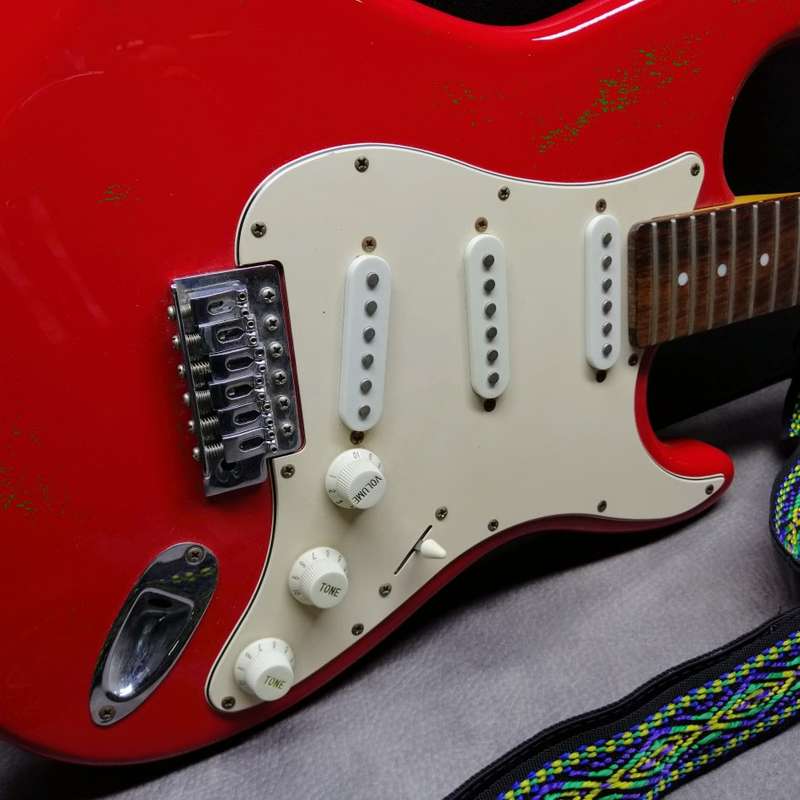 Super Cool!!! Original Crafter Cruiser Electric Guitar in Carry Case!!! Not Tested, No Strings!!!