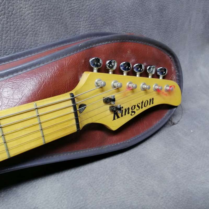 Super Cool!!! Original Vintage Kingston Electric Guitar and Carry Bag!!! Working!!!