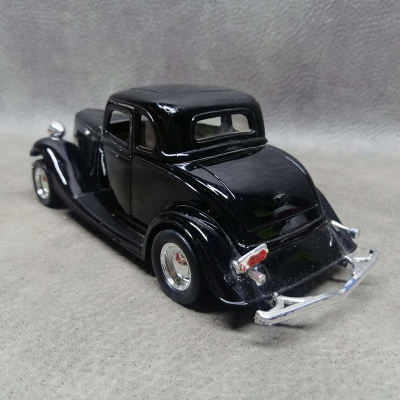 Super Cool!!! Die Cast Metal Ford Coupe Scale 1:24!!!