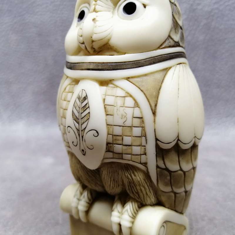 Highly Collectible!!! Original Highly Detailed John Biccard Prof Owl Marble Dust Cast Figurine!!!