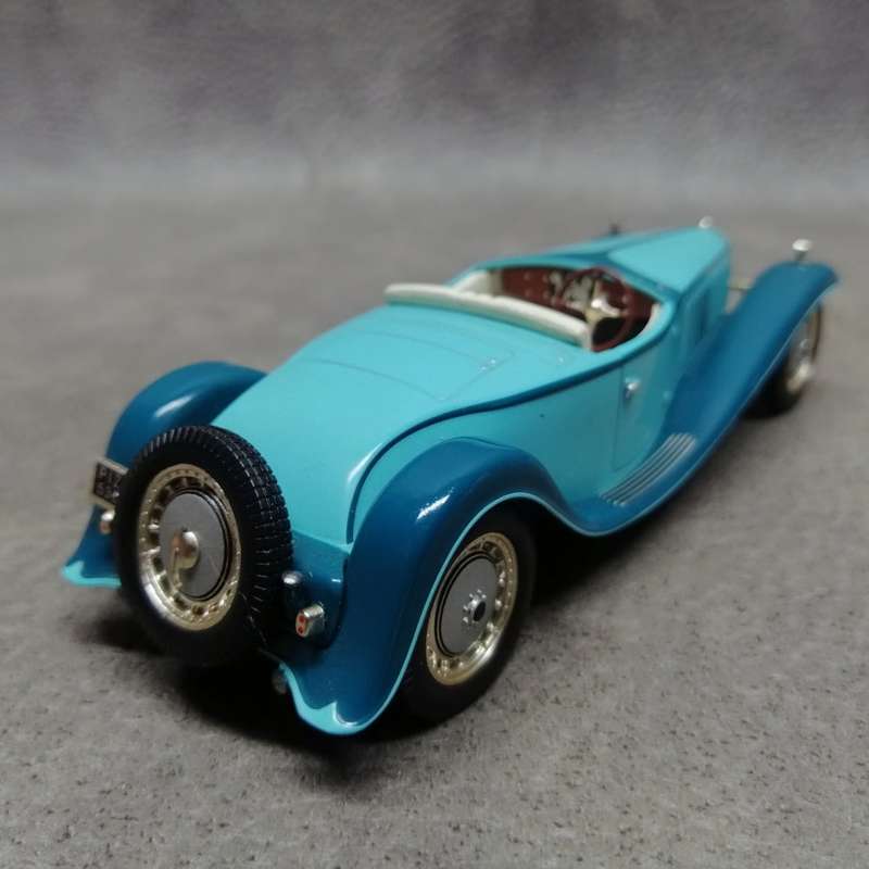 Die Cast Metal IXO Bugatti Royale Scale 1:43!!!