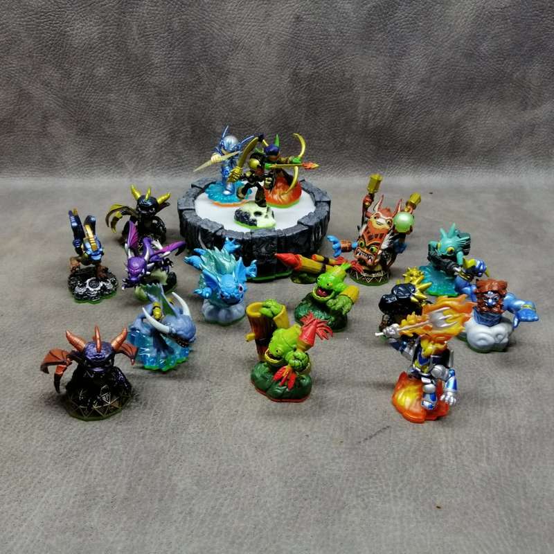 Massive Original Skylander Figurines and Board Collection!!! Bid for All!!!