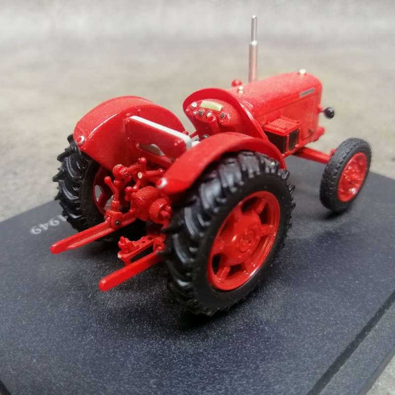 Highly Detailed Die Cast Metal 1949 David Brown Cropmaster Approx. Scale 1:43!!!