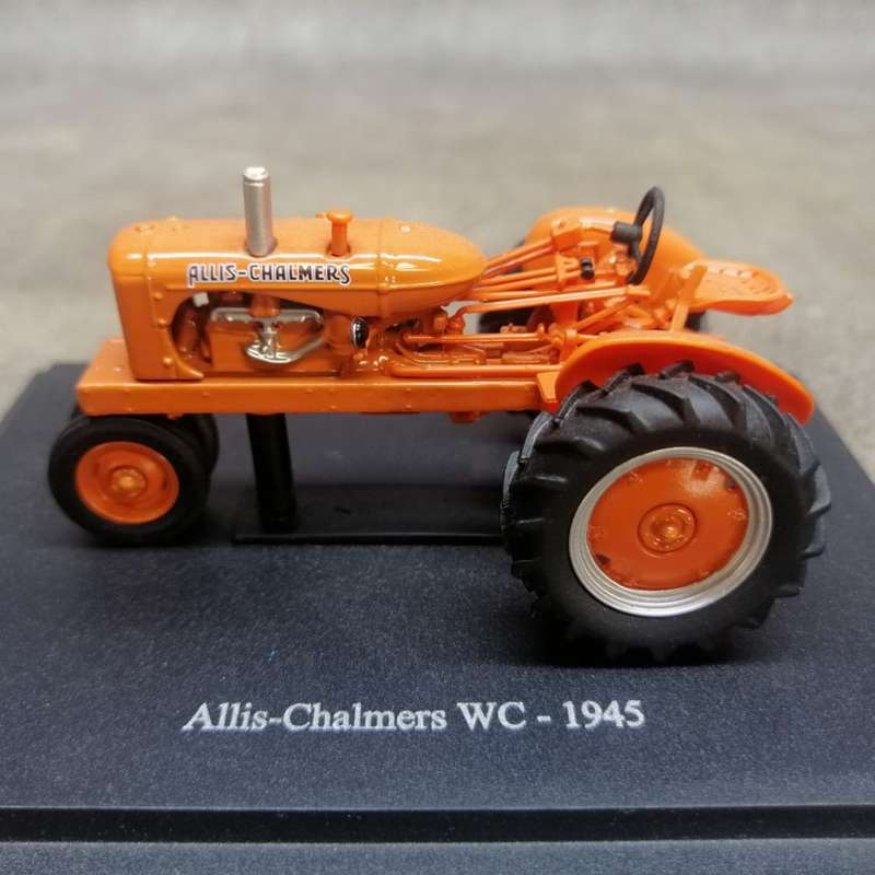 Highly Detailed Die Cast Metal 1945 Allis-Chalmers Tractor Approx. Scale 1:43!!!