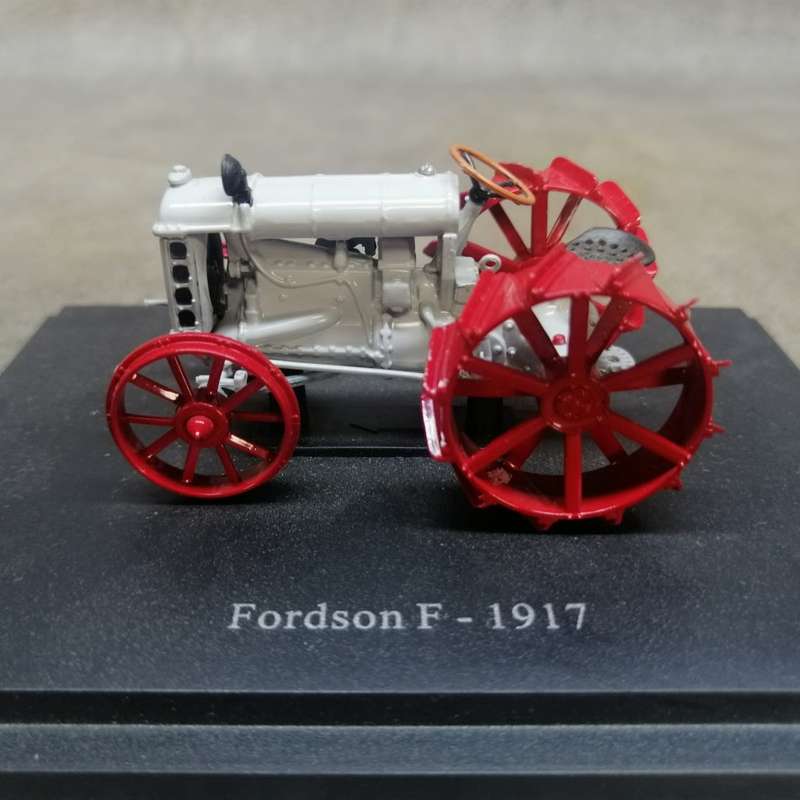 Highly Detailed Die Cast Metal 1917 Fordson Tractor Approx. Scale 1:43!!!