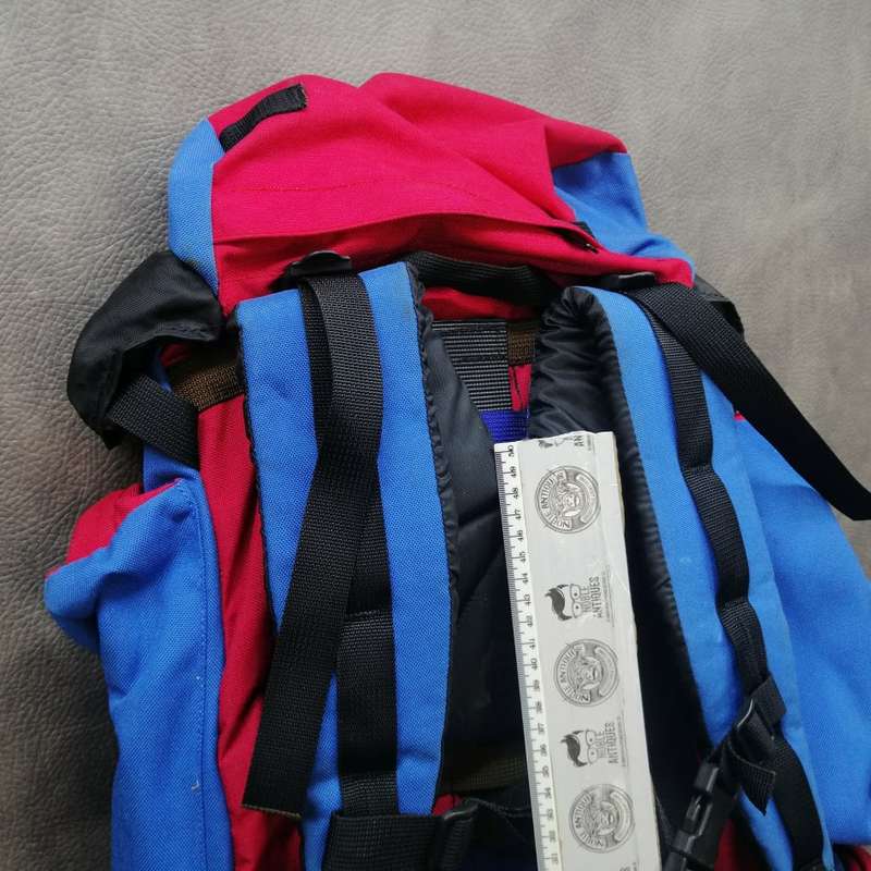 Fantastic!!! Large Original Canyon Back Packer Hiking Backpack!!! Like New!!!