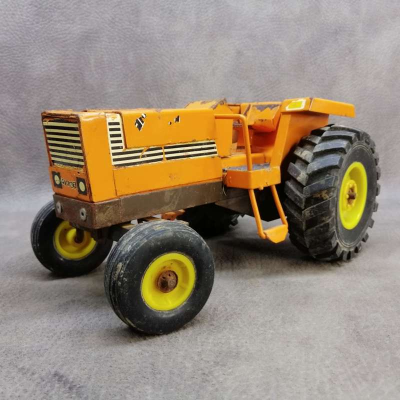 RARE!!! Large Vintage Vetsak South African Pressed Metal Tintoy FIAT Tractor!!!
