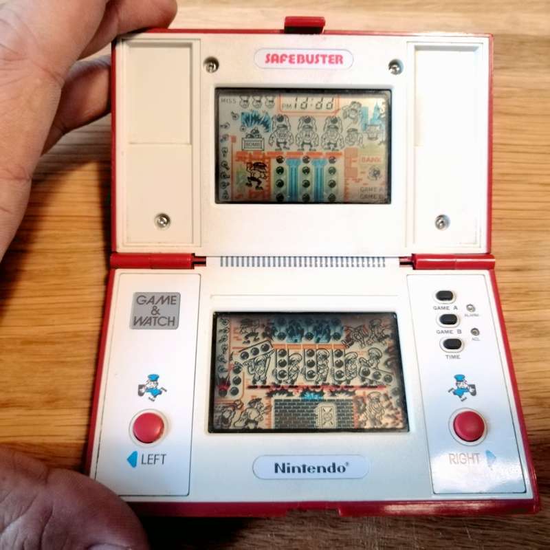 Original Nintendo Safe Buster Game And Watch  Multi Screen!!! Working, Services!!!